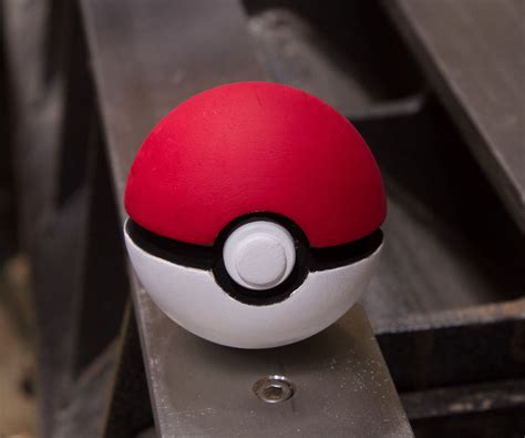 Pokeball DIY