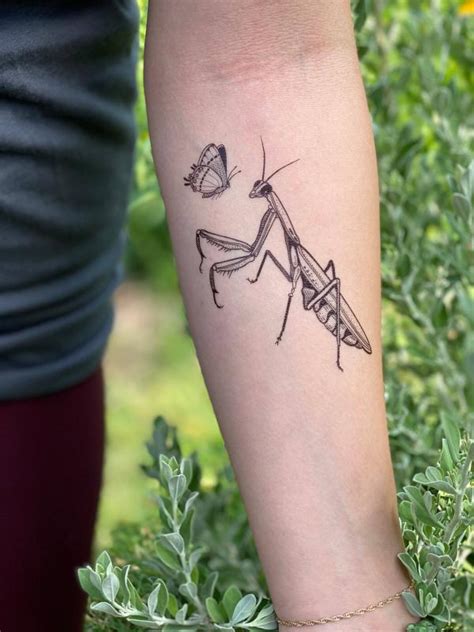 Praying Mantis Tattoo Designs with Geometric Patterns