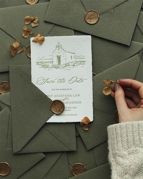 Save the Date Ideas for Destination Weddings