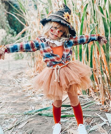 Scarecrow Hat Ideas for Parties