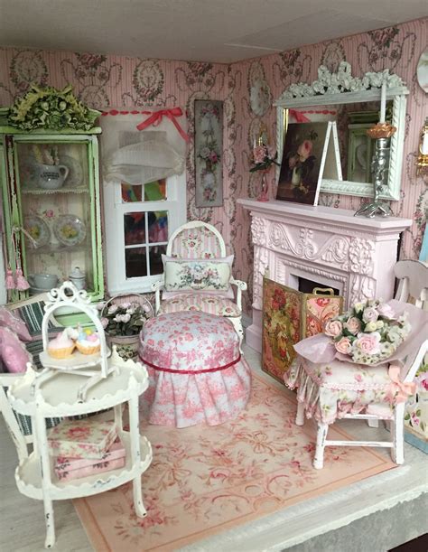 Shabby chic dollhouse furniture