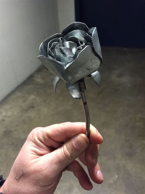 Description of Sheet Metal Rose Design 1