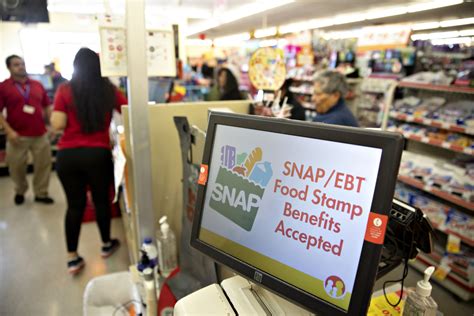 Using SNAP EBT at Grocery Store