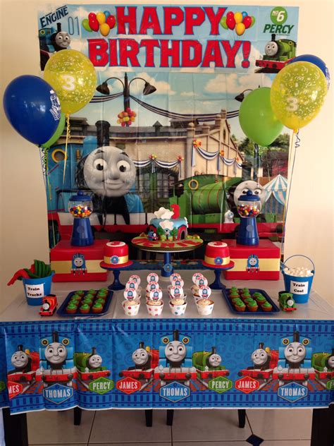 Thomas Train Birthday Decorations Example 7