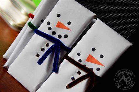 Tips for Using Snowman Hershey Bar Wrappers