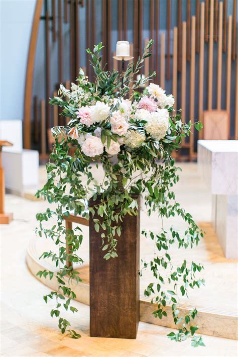 Wedding Flower Arrangements